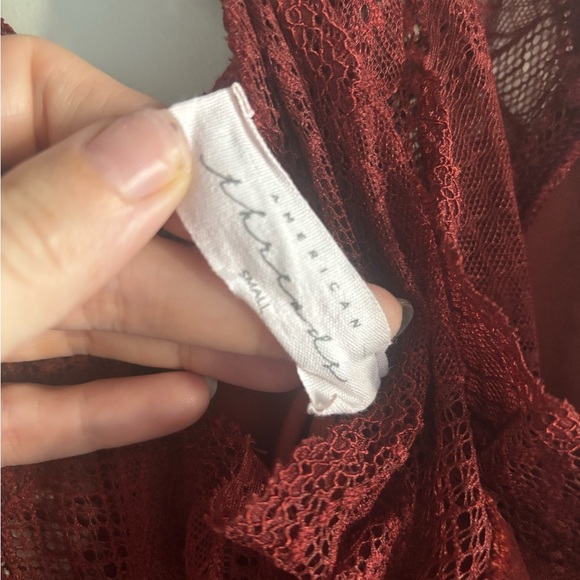 American Threads Burgundy Lace Camisole - Picture 3 of 4